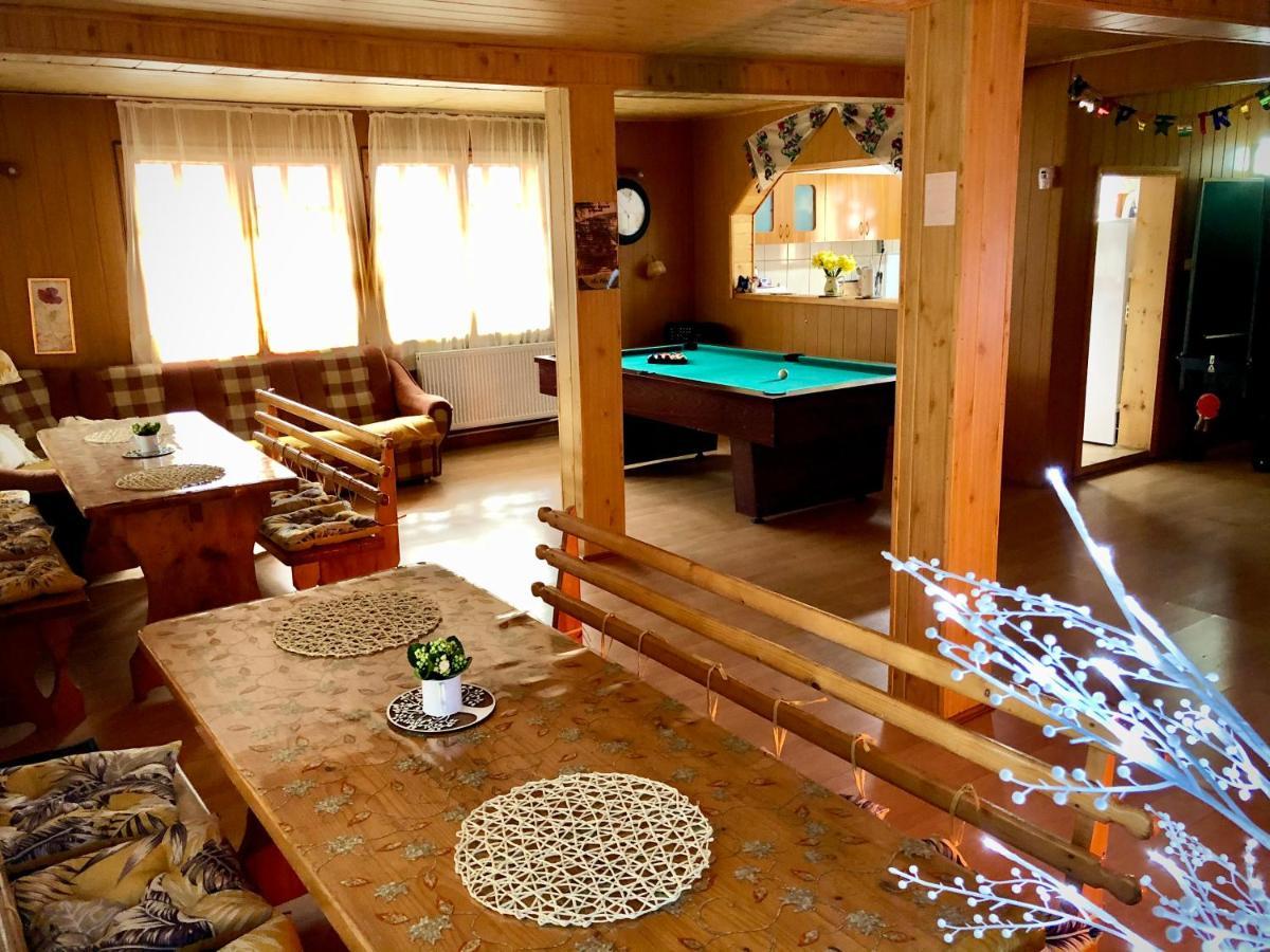 Vila Pelin Hotell Lepşa Exteriör bild